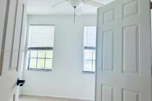 715 SW 148th Ave, Sunrise, FL 33325 - Photo 17