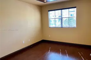 8800 NW 107 Ct, Doral, FL 33178 - Photo 11