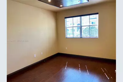 8800 NW 107th Ct #110, Doral, FL 33178 - Photo 9