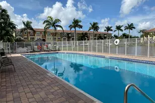 8800 NW 107 Ct, Doral, FL 33178 - Photo 27