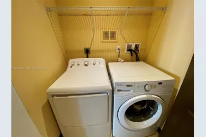 8800 NW 107th Ct #110, Doral, FL 33178 - Photo 21