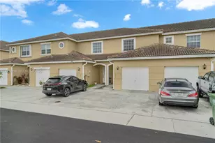 223 SW 120th Ave, Pembroke Pines, FL 33025 - Photo 31