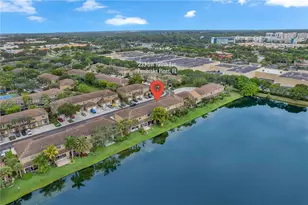 223 SW 120th Ave, Pembroke Pines, FL 33025 - Photo 35