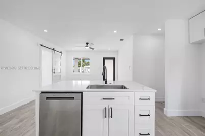 3260 NW 95th Ter, Miami, FL 33147 - Photo 15