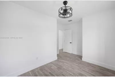 3260 NW 95th Ter, Miami, FL 33147 - Photo 27