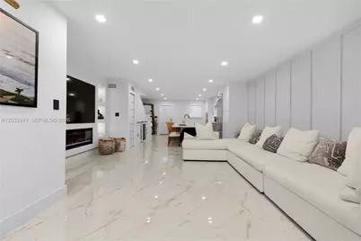 2115 NE 123rd St, North Miami, FL 33181 - Photo 17