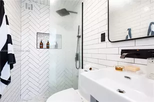 2115 NE 123rd St, North Miami, FL 33181 - Photo 9