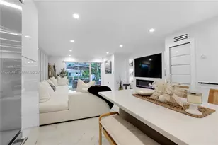 2115 NE 123rd St, North Miami, FL 33181 - Photo 25