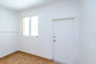 1663 SE 27th Dr, Homestead, FL 33035 - Photo 5