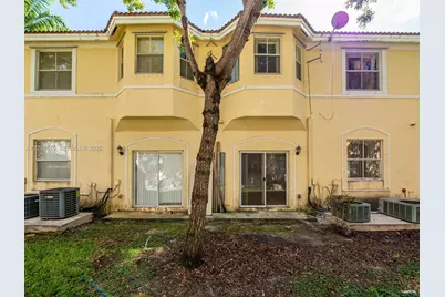 1663 SE 27th Dr #108, Homestead, FL 33035 - Photo 27