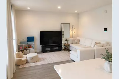 791 SE 18th St #791, Homestead, FL 33034 - Photo 11