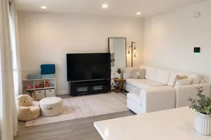 791 SE 18th St, Homestead, FL 33034 - Photo 11