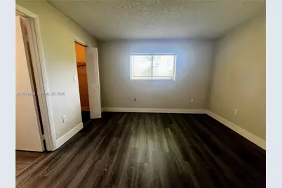 350 W Palm Cir W #203, Pembroke Pines, FL 33025 - Photo 15