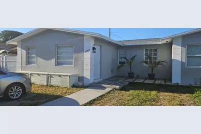 11267 SW 7th St, Sweetwater, FL 33174 - Photo 1