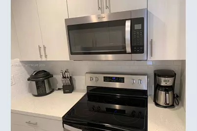 1630 N 68th Ave, Hollywood, FL 33024 - Photo 7