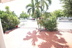 359 E 12th St, Hialeah, FL 33010 - Photo 11