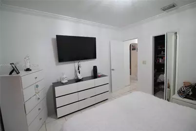 359 E 12th St, Hialeah, FL 33010 - Photo 39