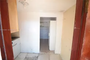 359 E 12th St, Hialeah, FL 33010 - Photo 49