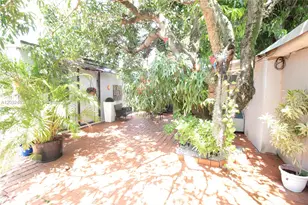 359 E 12th St, Hialeah, FL 33010 - Photo 15