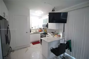 359 E 12th St, Hialeah, FL 33010 - Photo 23