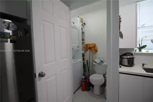 359 E 12th St, Hialeah, FL 33010 - Photo 25