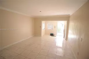 359 E 12th St, Hialeah, FL 33010 - Photo 13