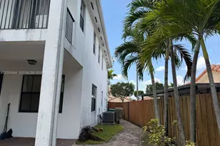9924 NW 10 Terrace, Miami, FL 33172 - Photo 27