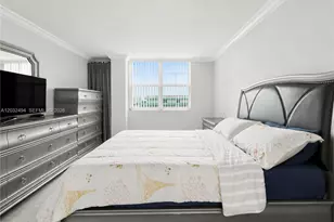 5701 Collins Ave, Miami Beach, FL 33140 - Photo 11