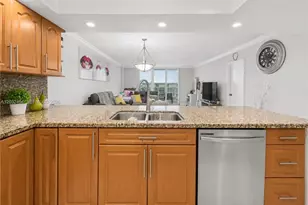 5701 Collins Ave, Miami Beach, FL 33140 - Photo 3