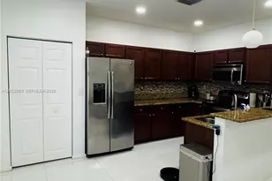 3355 W 90th Terrace, Hialeah, FL 33018 - Photo 5