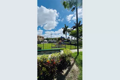 3355 W 90th Ter, Hialeah, FL 33018 - Photo 35