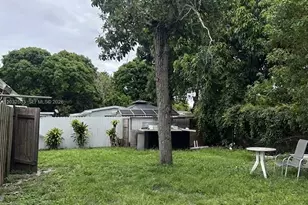 2370 NW 153rd St, Miami Gardens, FL 33054 - Photo 15