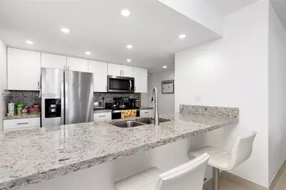 1717 N Bayshore Dr #A-1533, Miami, FL 33132 - Photo 15