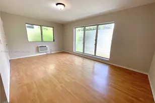 825 Euclid Ave, Miami Beach, FL 33139 - Photo 3