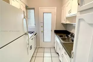 825 Euclid Ave, Miami Beach, FL 33139 - Photo 5