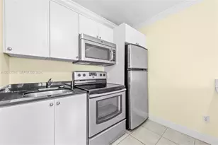 8240 SW 210th, Cutler Bay, FL 33189 - Photo 9