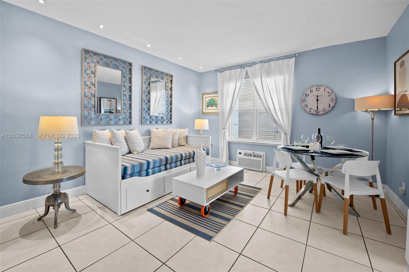 3030 Collins Ave #4E - 3030 Collins Ave #4E, Miami Beach, FL 33140 Luxury Property | Jose Angel Pina