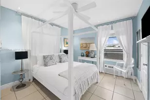 3030 Collins Ave, Miami Beach, FL 33140 - Photo 5