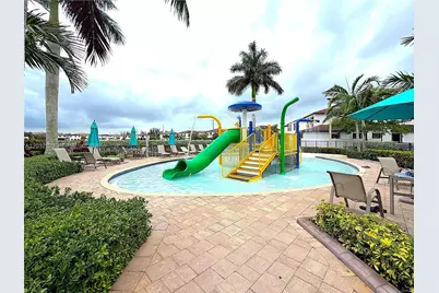 10606 W 32nd Ln, Hialeah, FL 33018 - Photo 37
