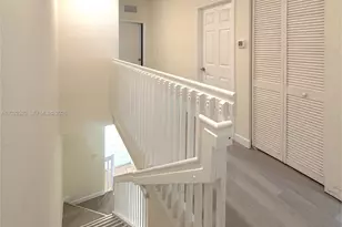 10606 W 32nd Ln, Hialeah, FL 33018 - Photo 25