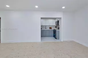 424 W 13th St, Hialeah, FL 33010 - Photo 17