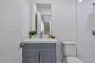 424 W 13th St, Hialeah, FL 33010 - Photo 21