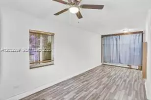 2199 NE 182nd St, North Miami Beach, FL 33162 - Photo 23