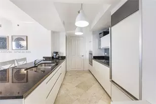 17201 Collins Ave# Den, Sunny Isles Beach, FL 33160 - Photo 9