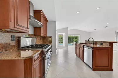8224 SW 178th Ter, Palmetto Bay, FL 33157 - Photo 13