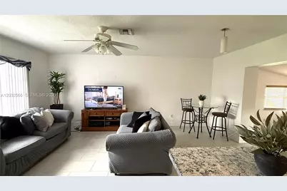 1245 NE 203rd St, Miami, FL 33179 - Photo 7