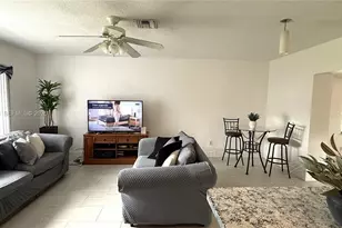 1245 NE 203rd St, Miami, FL 33179 - Photo 7