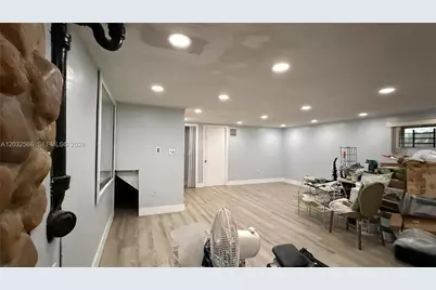 1245 NE 203rd St, Miami, FL 33179 - Photo 27