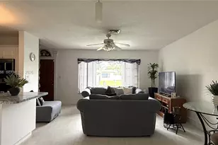 1245 NE 203rd St, Miami, FL 33179 - Photo 9