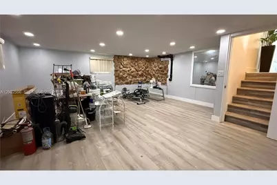 1245 NE 203rd St, Miami, FL 33179 - Photo 21